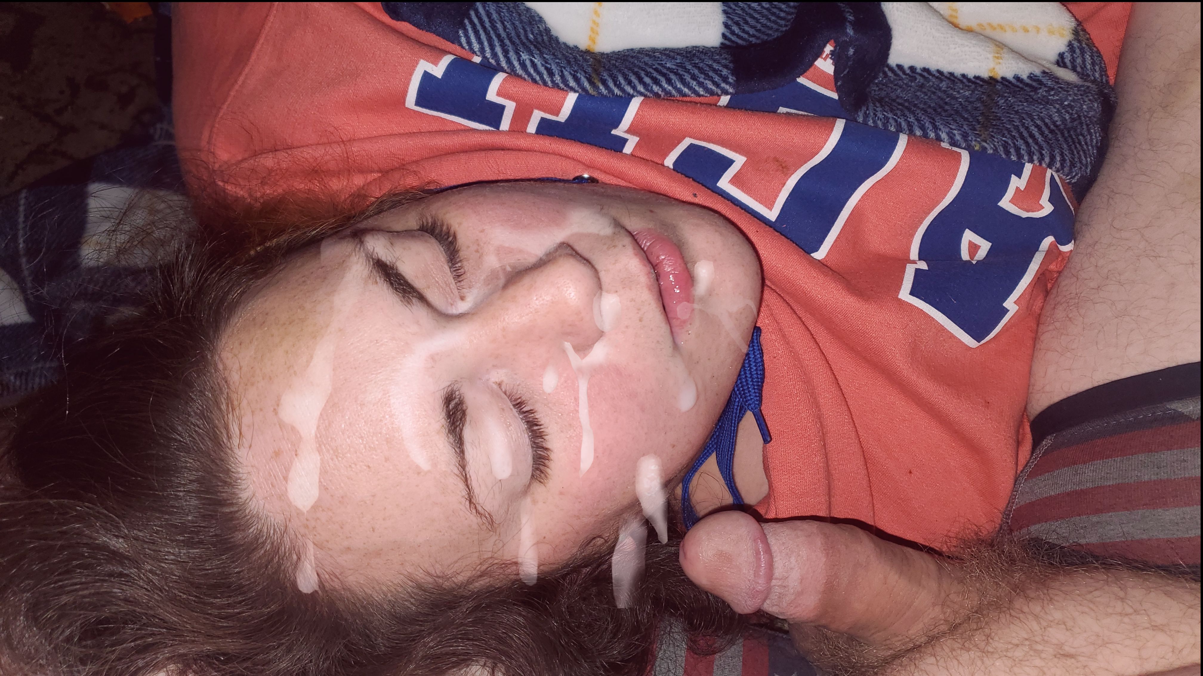 Cum on my face while sleeping story
