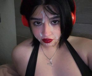 Chick wearing headphones cum faked